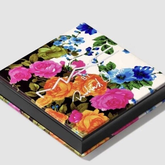 MAC Richard Quinn Skin Finish Highlighter - Picture 4 of 12